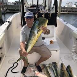 sandyhook fishing 12 20200406